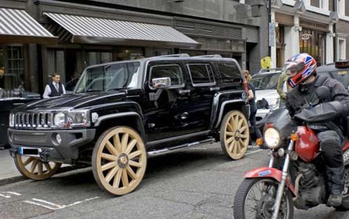 [Immagine: hummer-wagon-wheels.jpg]