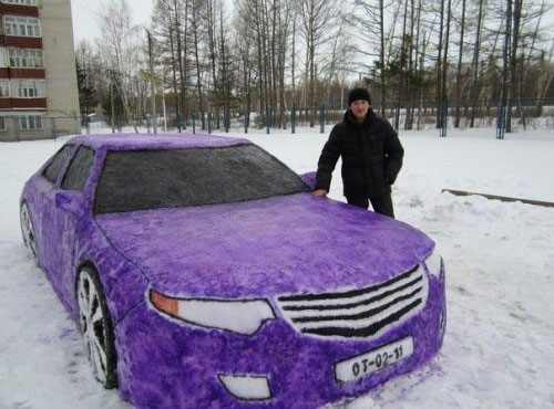 Life Size Car Snow Sculpture